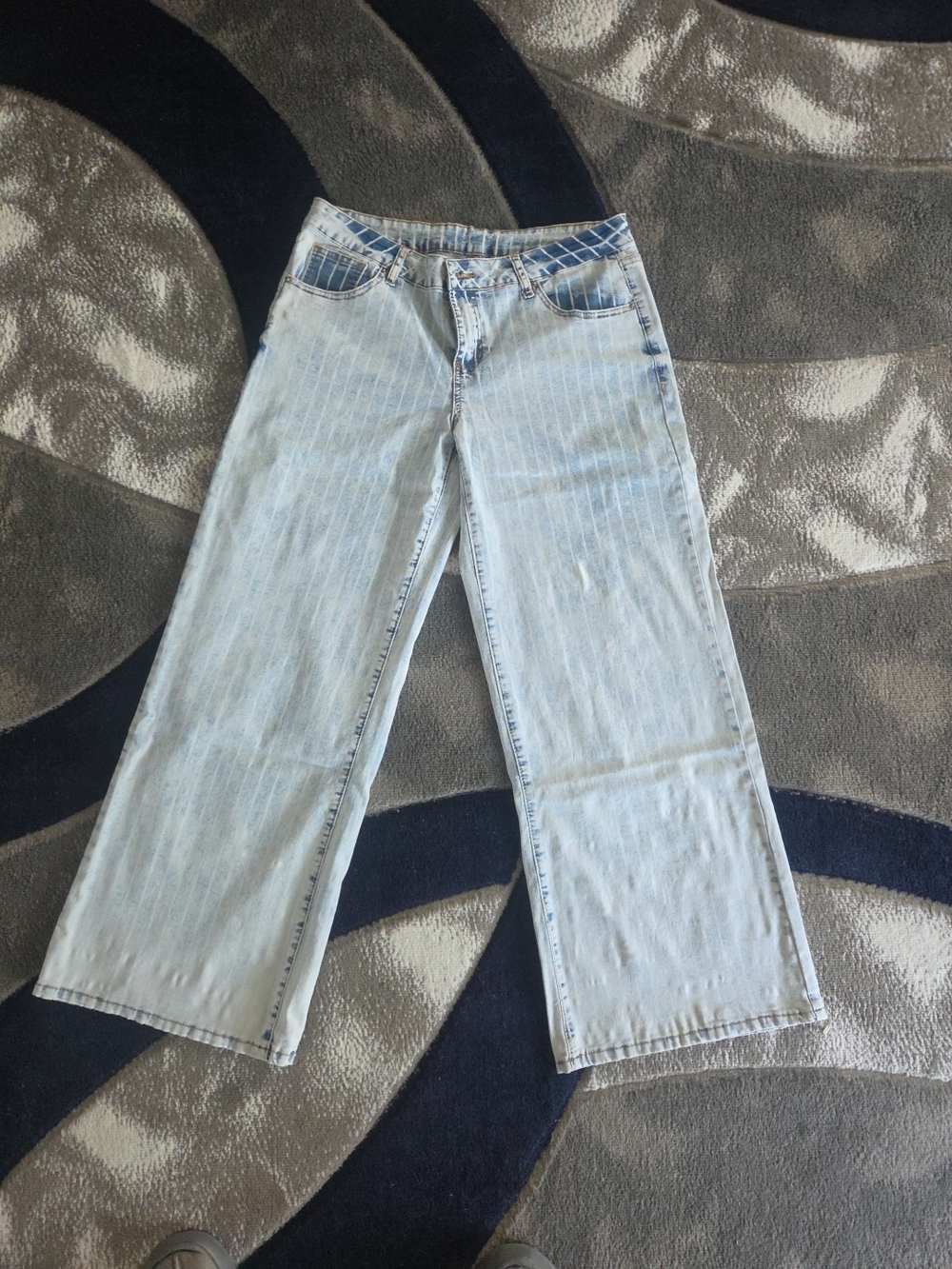 Light Blue Pinstripe Wide-Leg Women’s Jeans Size XL